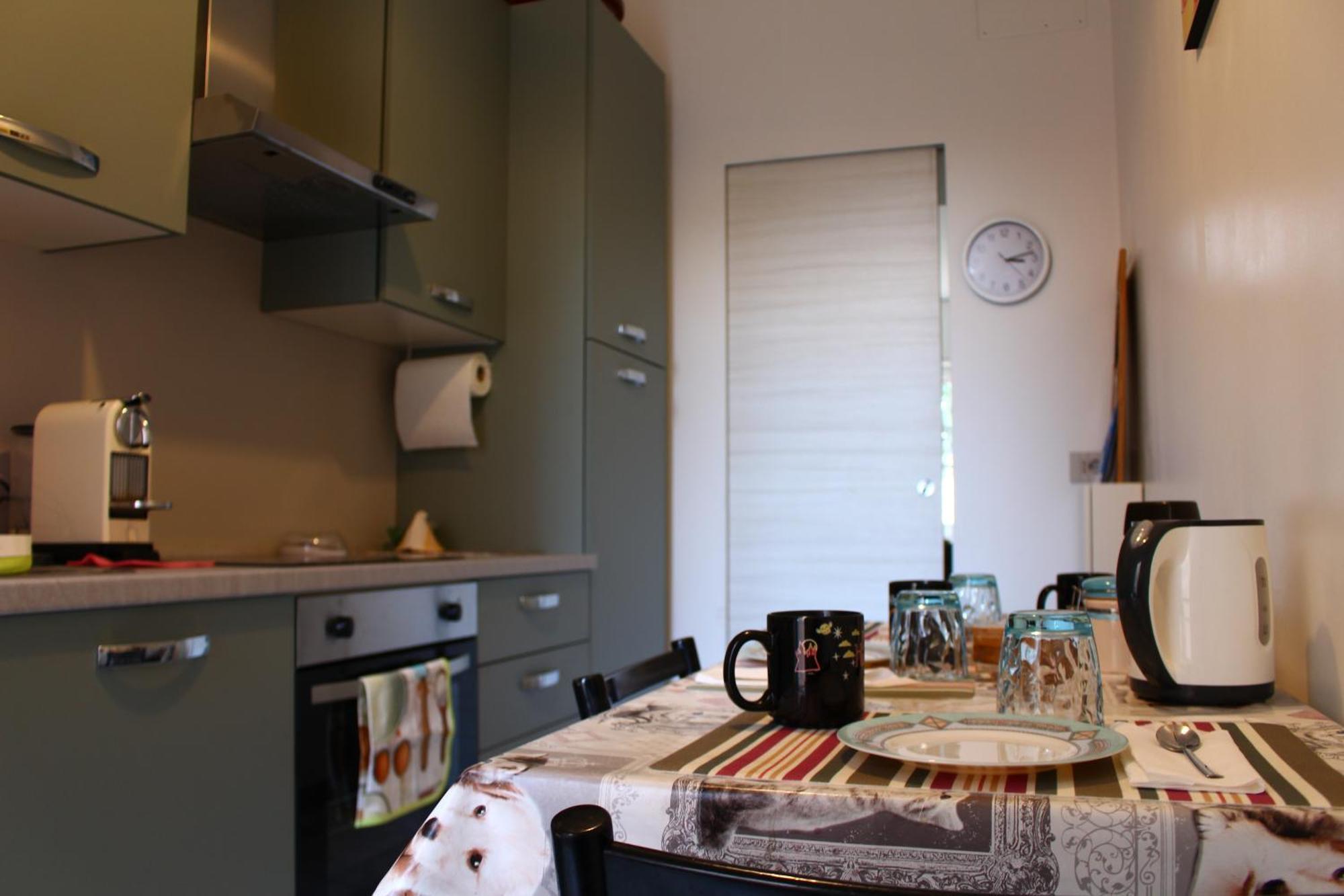 Apartment Your Place In